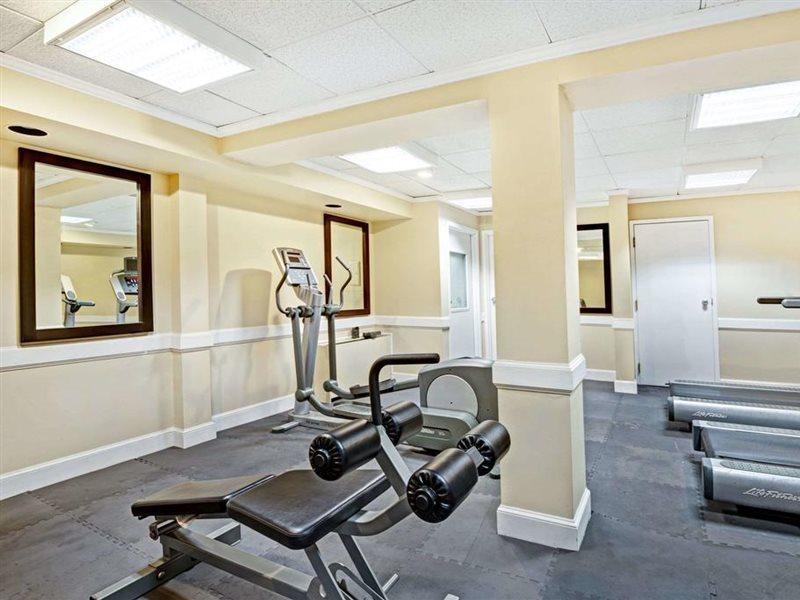 Ramada By Wyndham Seekonk Providence Area Exterior photo