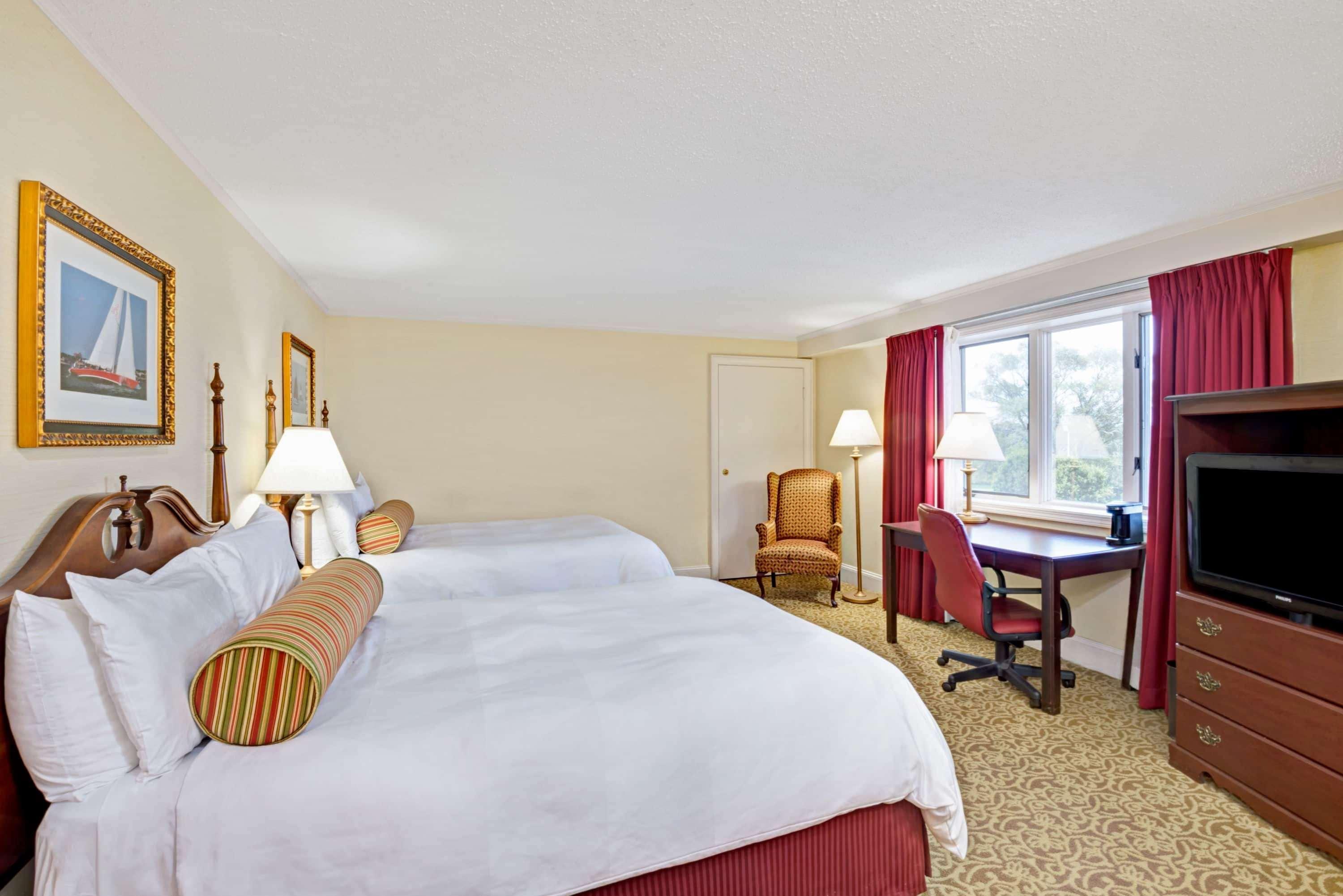Ramada By Wyndham Seekonk Providence Area Exterior photo
