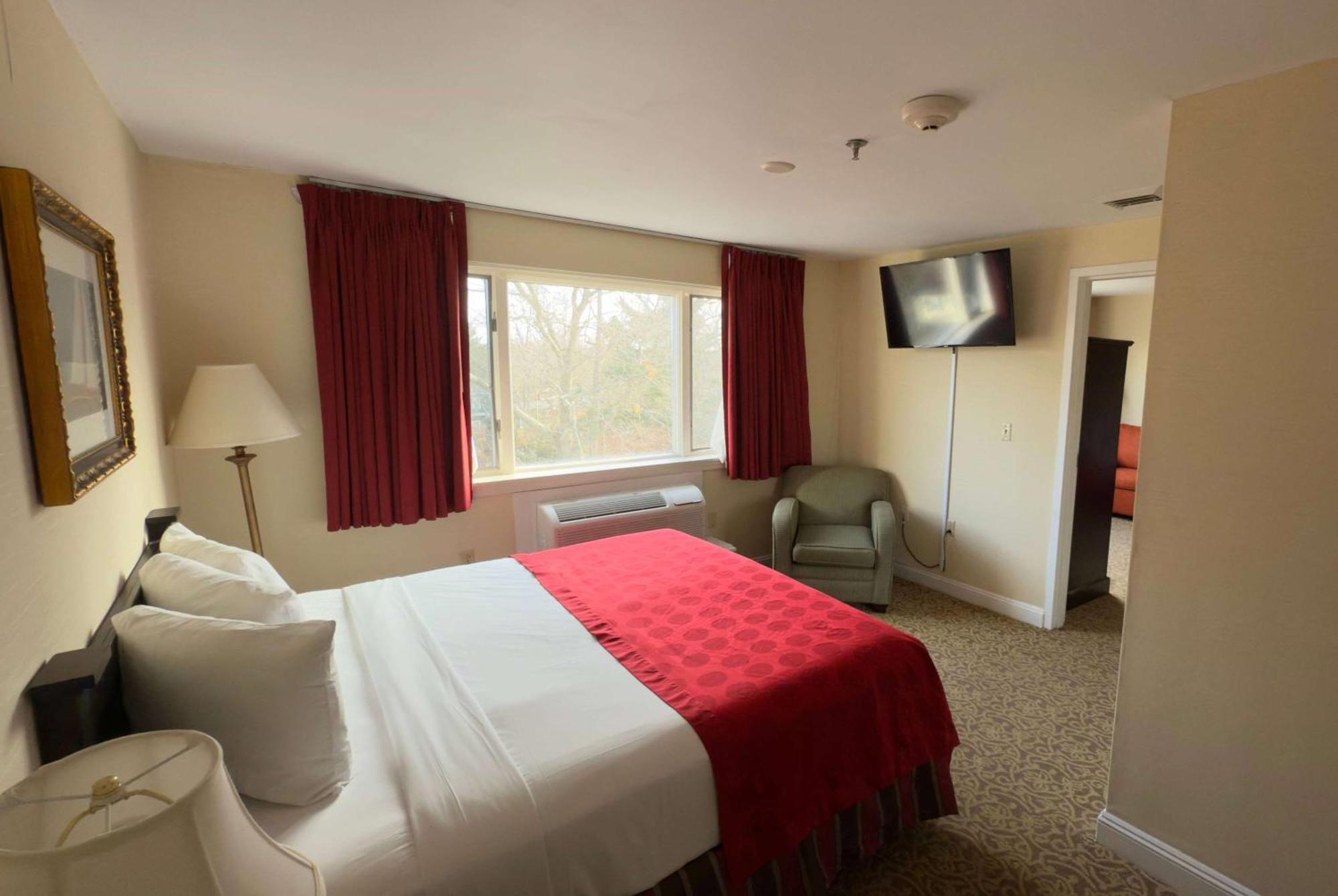 Ramada By Wyndham Seekonk Providence Area Exterior photo
